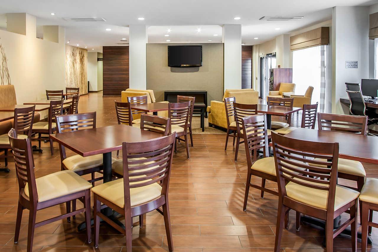 Sleep Inn & Suites Devils Lake Εξωτερικό φωτογραφία